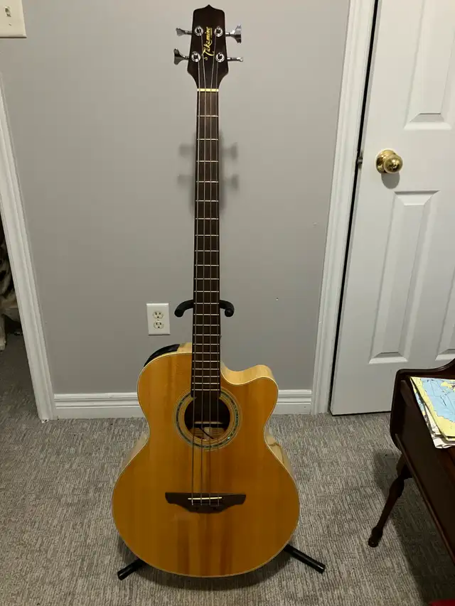 Beautiful Electric/Acoustic Takemine Bass Guitar in Guitars in Markham / York Region - Image 2