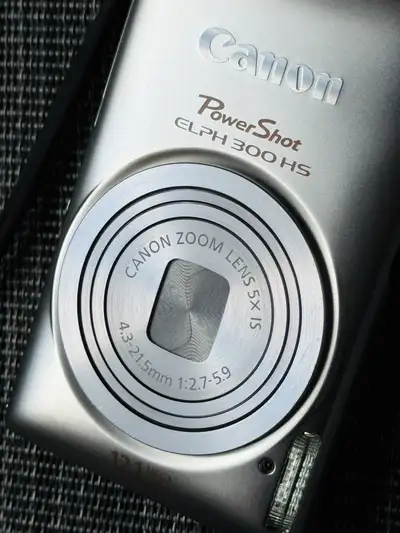 * CANON ELPH 300 HS Digital Camera 12.1 Megapixel Vintage, View more