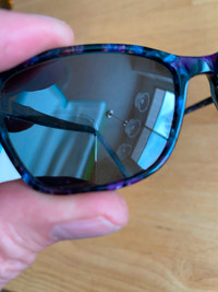 Kate Spade sunglasses. New in original box. Frame is pre-teen(f)