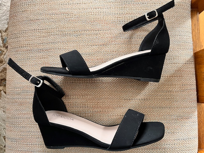 Women's dress sandals, View more