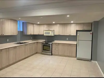 Basement Room for Rent – Available for Girls One spacious bedroom available in a basement for one gi...