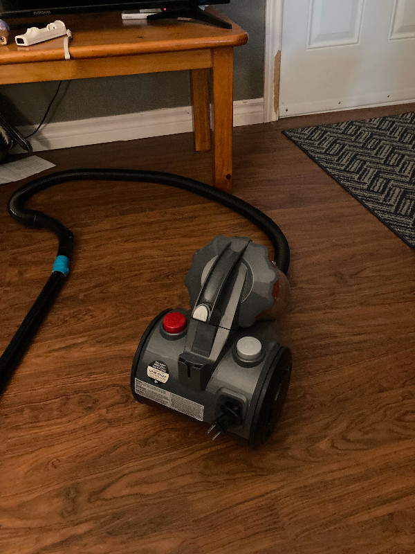 Bagless Vacuum in Washers & Dryers in City of Halifax - Image 2