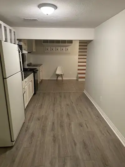 Large One Bedroom Room to Rent - Duplex