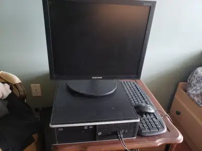 HP/i5 SMALL COMPUTER W-11. 2TB.8GB. IN EXC.COND, View more