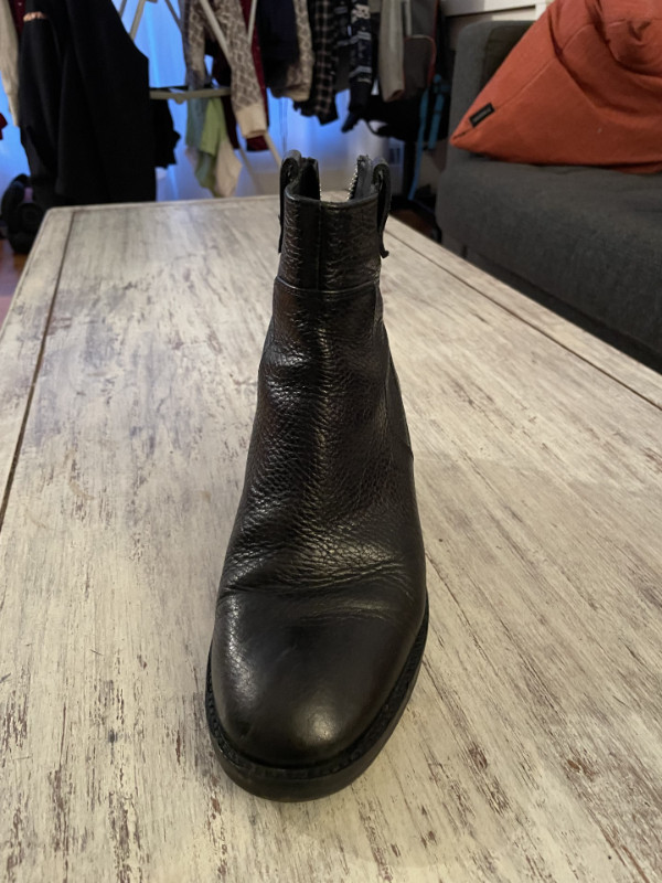 Chaussures femme hiver noires en cuir Geox - Giulila dans Femmes - Chaussures  à Ville de Montréal - Image 4