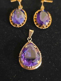 14k Yellow Gold Antique Sapphire Earring And Pendant Set Purple 