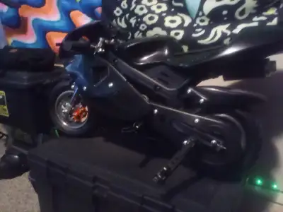 NEW. NEVER USED. NEVER FILLED WITH OIL.OR GAS. CUSTOM DETAILS. LCD VIDEO DETAILED. TOOLS, MANUAL. NO...