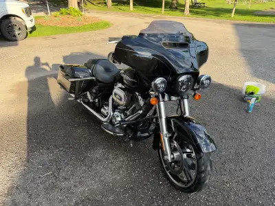 Mint and clean 2015 Harley Street Glide Special 25xxxkm and counting Zero issues, never dropped no a...