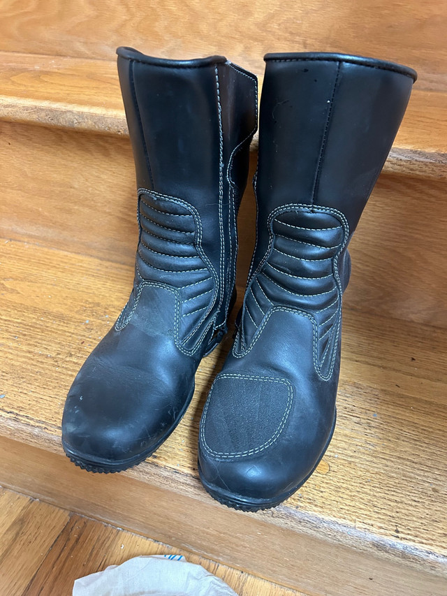 Size 6.5 women’s riding boots in Clothing, Shoes & Accessories in St. John's