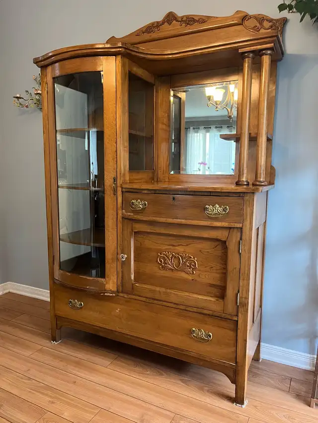 Antique Hutch in Hutches & Display Cabinets in Cornwall - Image 3
