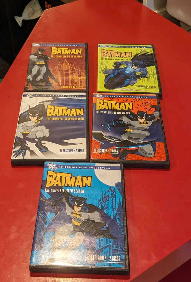 Batman animated series- 50.00 each series or 90 both in CDs, DVDs & Blu-ray in Mississauga / Peel Region - Image 3