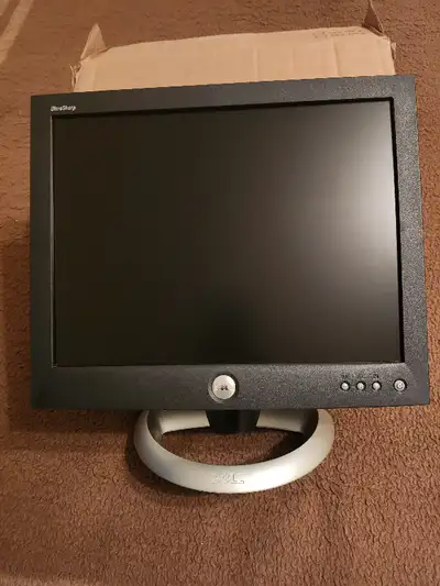 Ordinateur Compaq avec écran DELL, View more