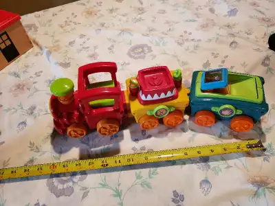Train Musical Fisher Price lumière MUSIQUE SONS mouvement wagon et + *Si vous voyez cette annonce, c...