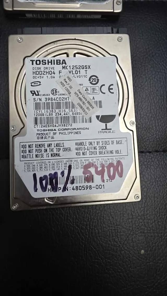 11  Laptops hard drives 2.5" /80GB/ 100% health in System Components in Hamilton - Image 8