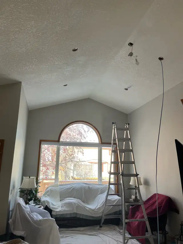 Electrician looking for extra work 562901647508131847
