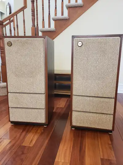 High End Tannoy Caernarvon speakers ... Excellent, View more