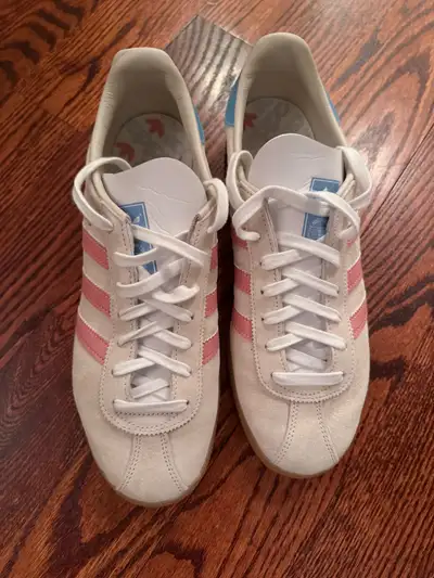 Adidas Munchen Men’s sneakers size 10, View more