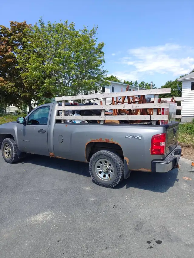 Junk Removal London Ontario600952445306808321