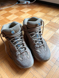 Yeezy season 6 desert taupe winter boots