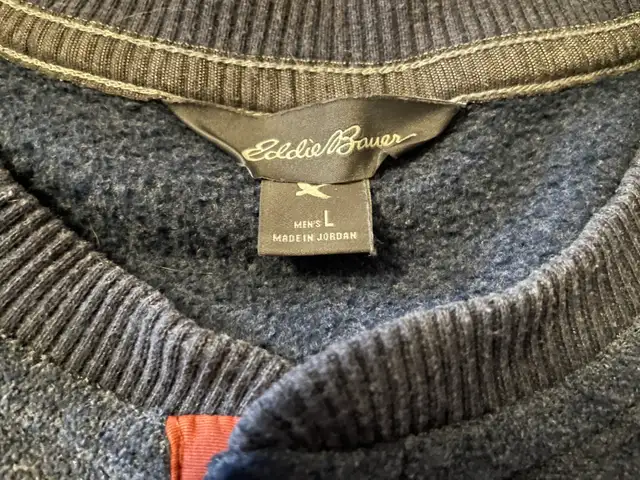 Men’s sweaters in Men's in Belleville - Image 5