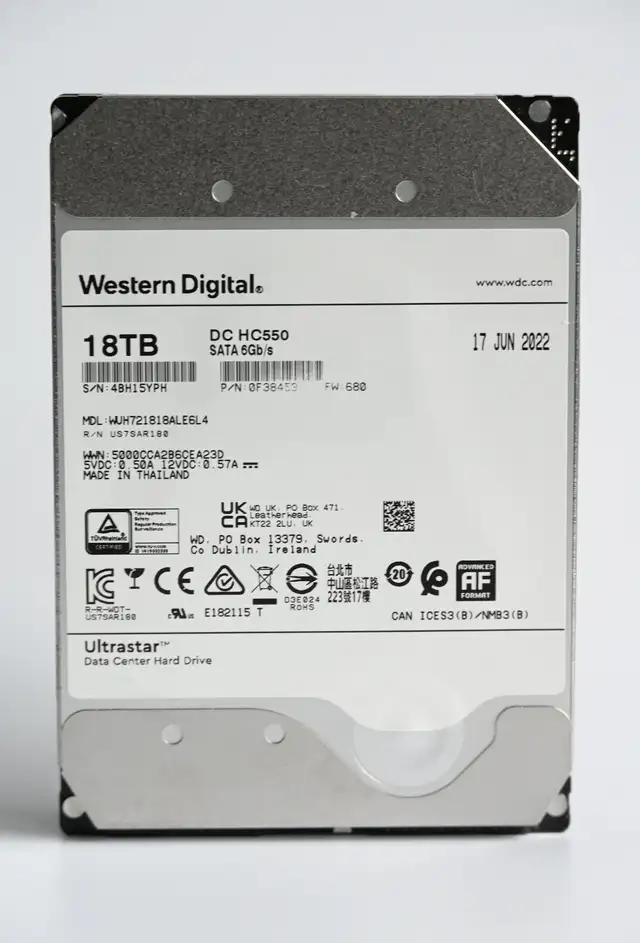 WD 18TB Ultrastar DC HC550 SATA HDD Hard Drive SATA 6Gb/s 512MB