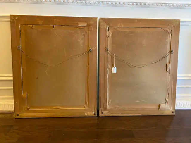 PAIR OF VINTAGE FRENCH NEOCLASSICAL MIRRORS. in Home Décor & Accents in City of Toronto - Image 7