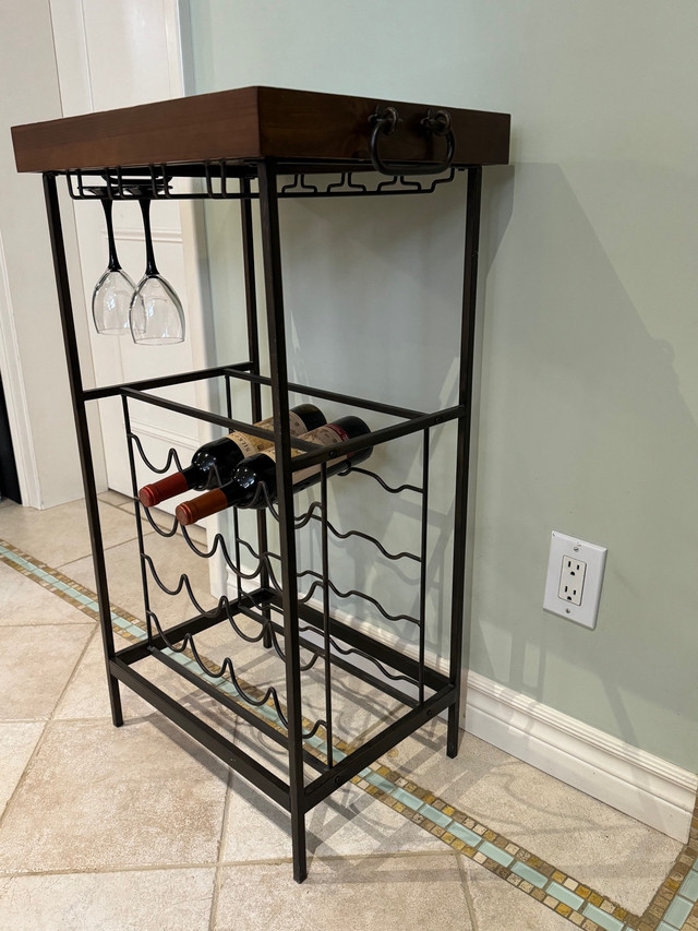 Iron and glass bar cart  in Hutches & Display Cabinets in Mississauga / Peel Region - Image 3