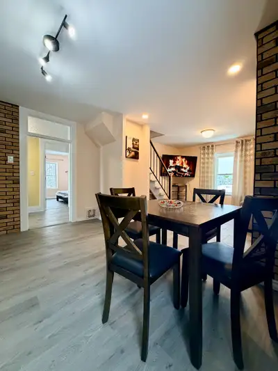 Luxury Family Living in Stanley Park – Fully Renovated 3‑Bedroom Home Welcome to a home designed for...