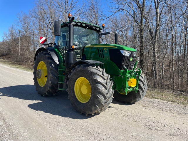 2020 john deere 6215R ultimate edition 450hrs in Farming Equipment in Chatham-Kent - Image 4