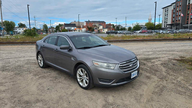2013 Ford Taurus SEL  in Cars & Trucks in North Bay - Image 3