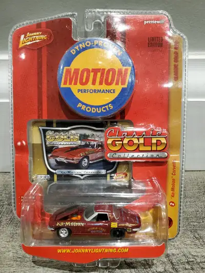 BNIB Item # 50208 2007 Release 1:64 Diecast Johnny Lightning Ko-Motion Chevrolet Corvette