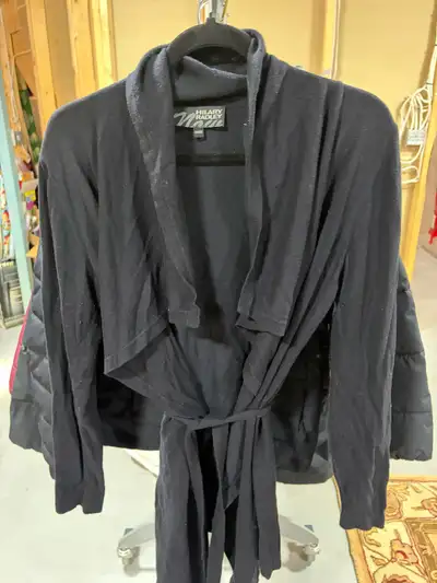 2 LADIES OPEN CARDIGAN SWEATERS IN DARK GREY AND BLACK - MED, View more