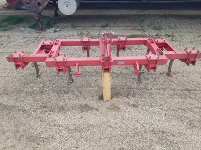 Massey Ferguson 9ft chisel plow 3 point hitch 12" shank spacing Excellent shape 780-777-8863