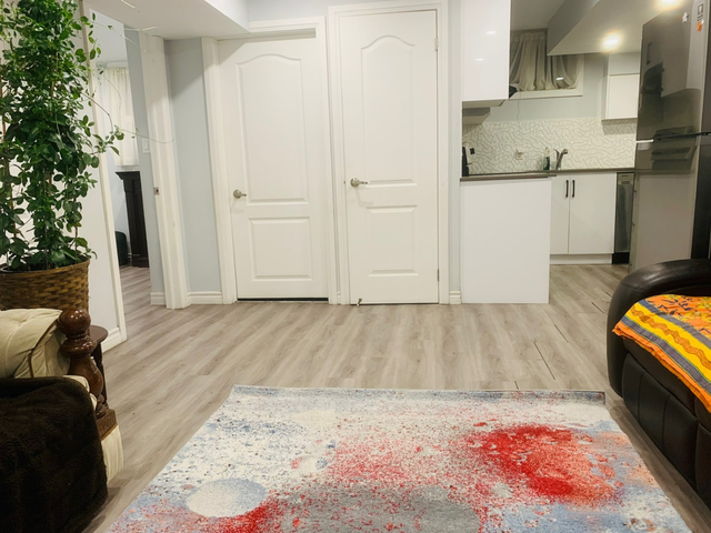 2 BED ROOM 1 BATH APARTMENT FOR RENT IN WATERLOO NEAR  UNIVERSIT in Room Rentals & Roommates in Kitchener / Waterloo - Image 2