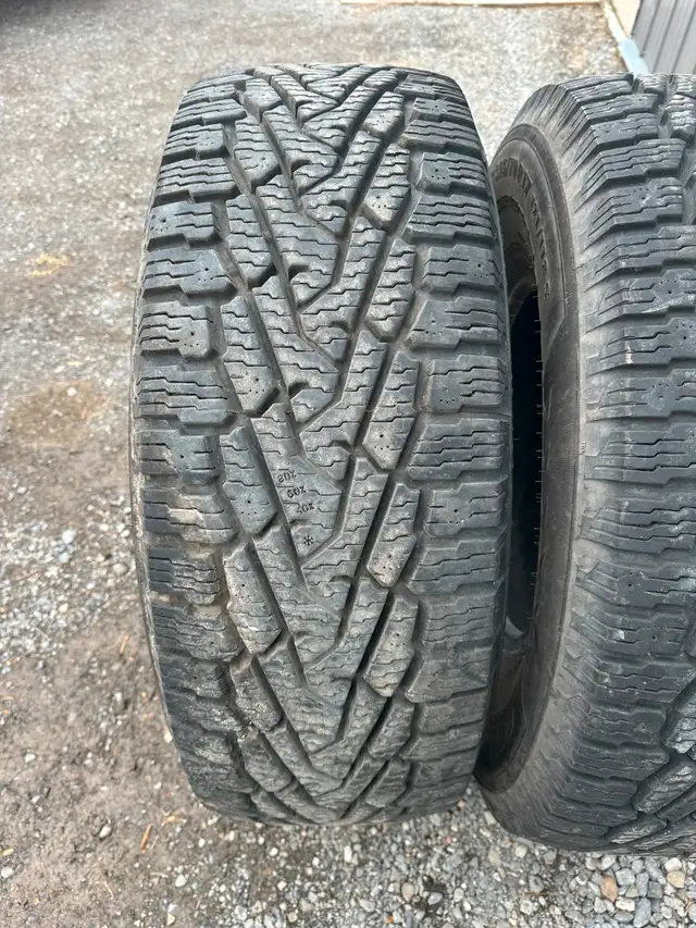 315 70 17 M+S in Tires & Rims in Ottawa - Image 2