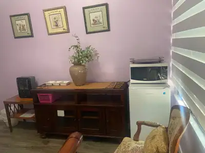 1 BEDROOM SHARE