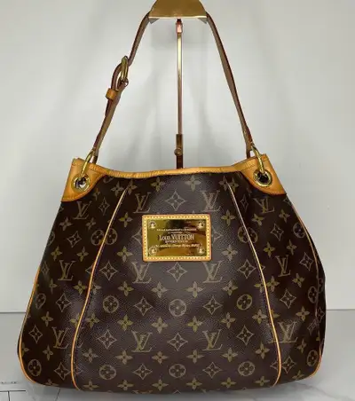 Authentic Louis Vuitton Monogram Galliera PM Shoulder Bag, View more