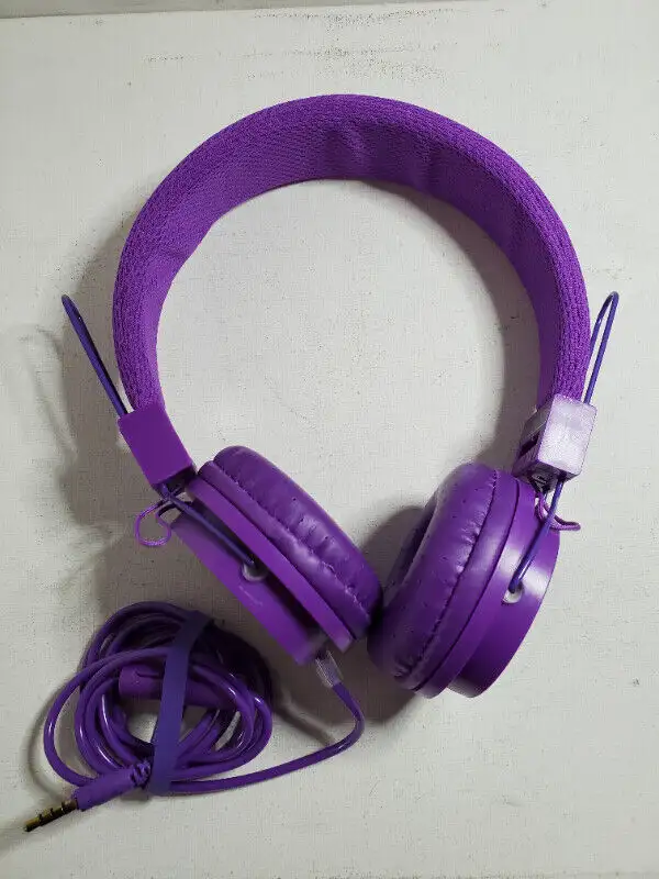 Adjustable Headphones purple brand new/écouteurs ajustable neuf in Headphones in West Island - Image 3