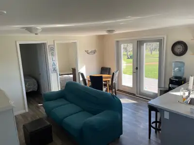 Winterize 3bedroom + 1bath cottage Approx. 800sqft (plus 700sqft deck space) Available on a monthly...