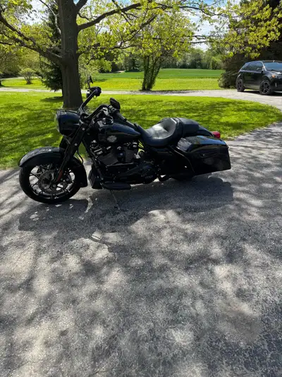 2023 Road King Special low km No trades