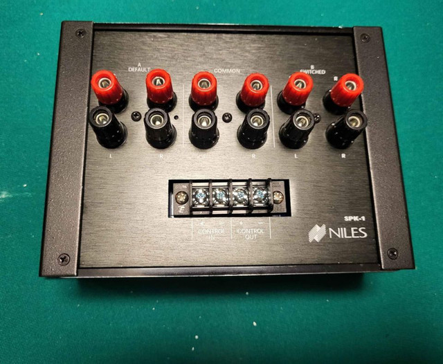 Niles SPK-1 (Speaker Level A-B Switcher) in Stereo Systems & Home Theatre in Hamilton