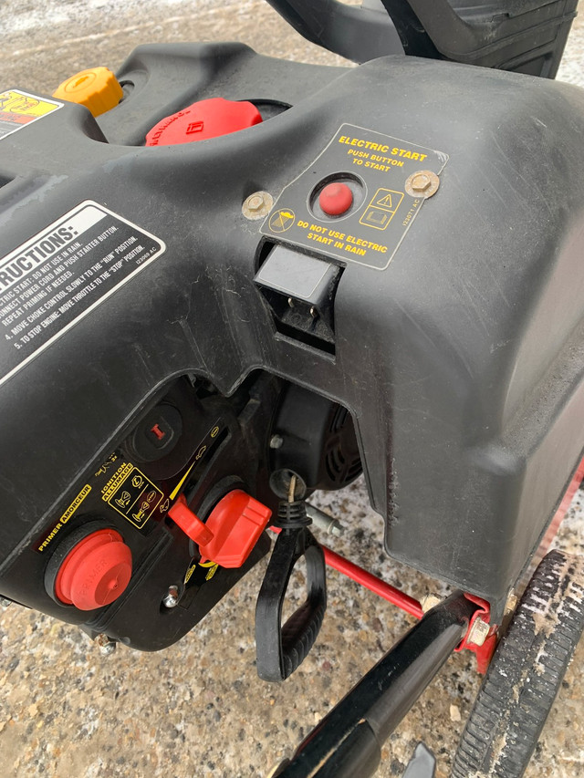 Gas Craftsman snowblower with electric start. Snowblowers Calgary
