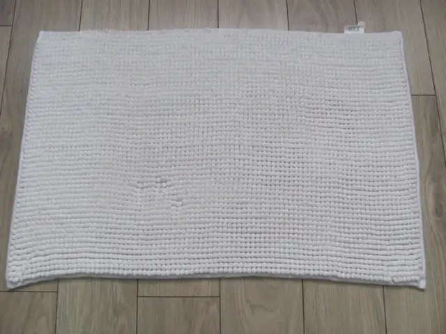 New price - Bath mat - Tapis de bain - Nouveau prix in Bathwares in Gatineau - Image 6