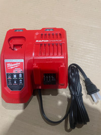 Brand new MILWAUKEE m18 & m12 RAPID charger 