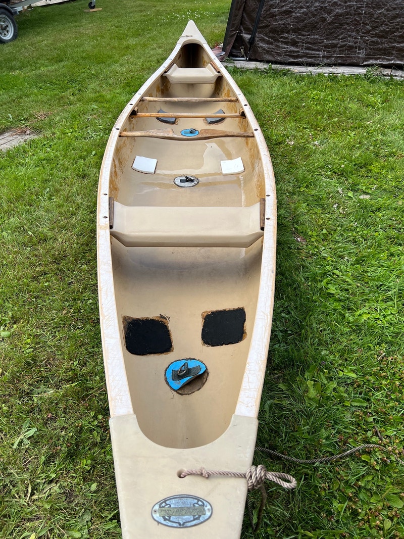 17f canoe Canoes, Kayaks & Paddles Timmins Kijiji