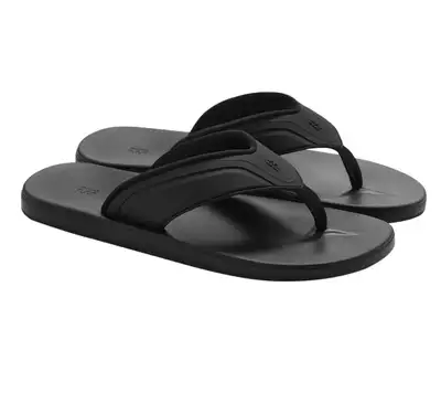 Brand New with Tags! Don’t miss out on this new Bench comfort flip flops. These stylish and comforta...