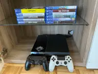 PS4 + 2 controllers + 11 games