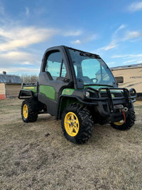 2015 John Deere 825i Gator 