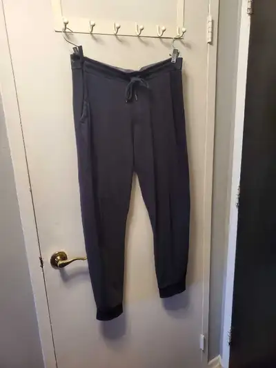 Men's Sweatpants & Pyjamas size L & XL, View more