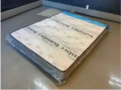 Only 7 days used king mattress Two box spring for king mattress delivery available in oshawa whitby